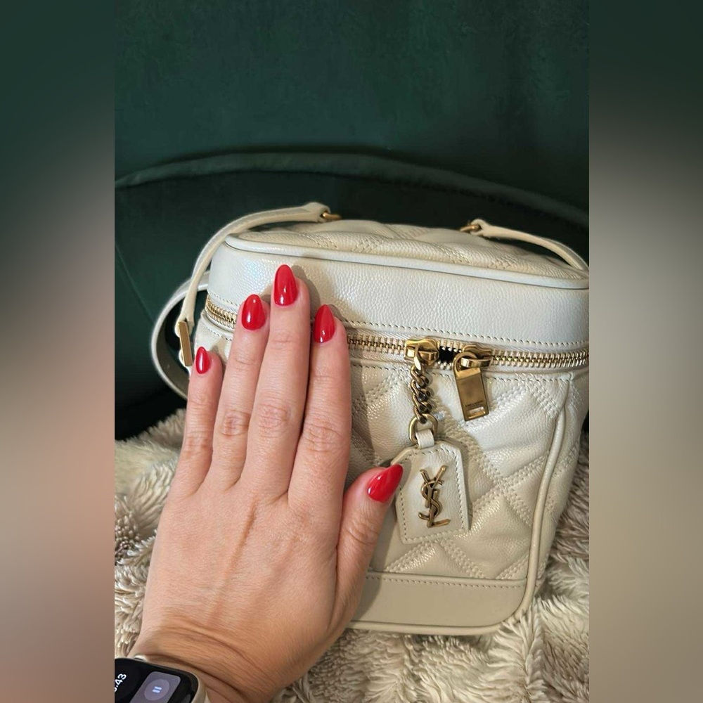 Saint Laurent Cream Quilted crossbody - Picture 3 of 6